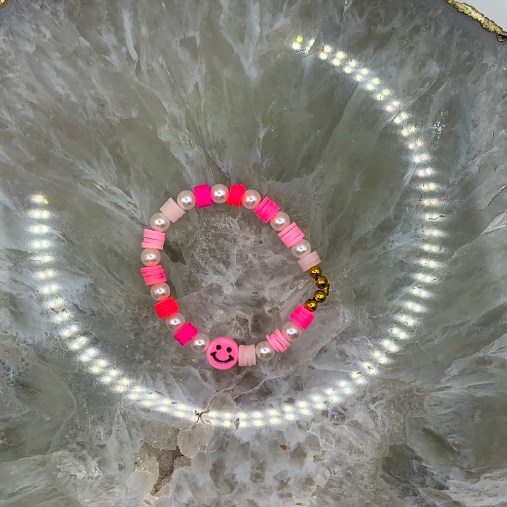 Preppy Smiley Bracelet Clay bead